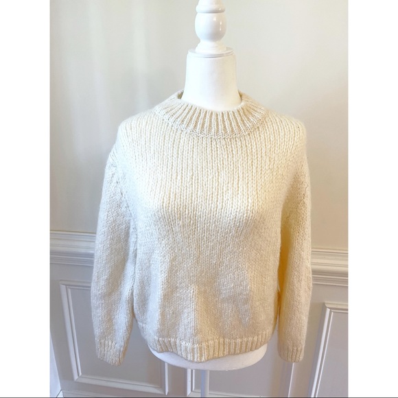NWOT Zara Boxy Wool Sweater Small - Picture 2 of 5